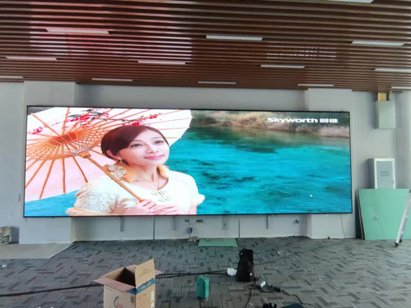 爱辉P1.53led小间距屏安装案例